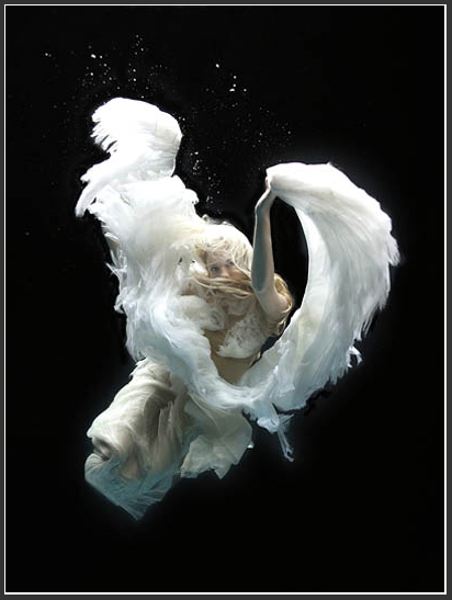 Underwater-angel-02 by Zena Holloway